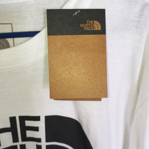 The North Face Men's White Long Sleeve Shirt - Picture 3 of 5